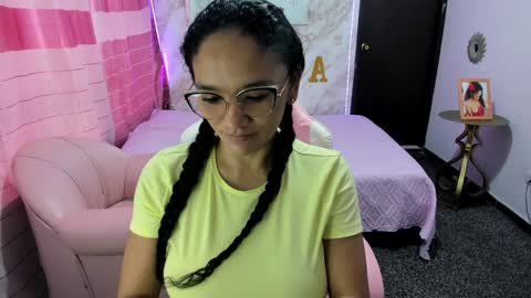 Danna online show from January 3, 9:36 pm