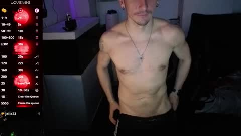 Rayzel White online show from April 27, 7:22 pm