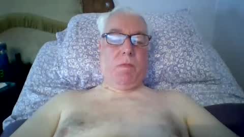 rbloed online show from March 10, 3:27 pm