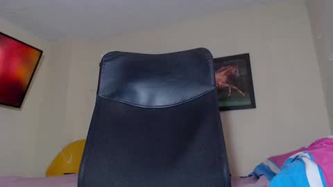 Snapshot of real1dk chatting on February 25, 12:49 pm Sthith online show from February 25, 12:49 pm