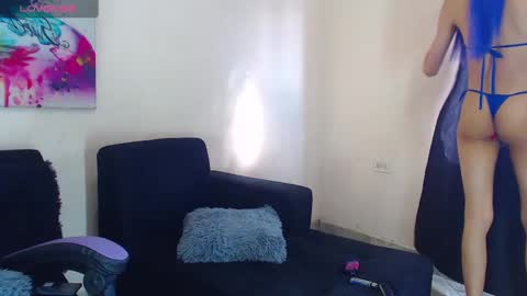 Snapshot of realbadbxtch chatting on January 9, 1:45 pm Cattleya Exposito online show from January 9, 1:45 pm