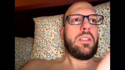 HugeSecret online show from February 11, 12:25 pm