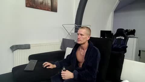 Ask me online show from December 6, 6:31 am