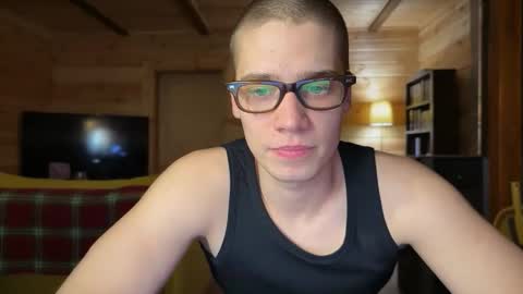 AliceEve online show from March 18, 6:03 pm