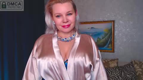 Im a little sick. Ill be back soon. online show from February 14, 5:46 pm