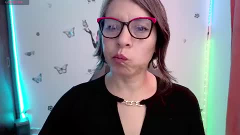 Rebbeca online show from July 21, 2:08 pm