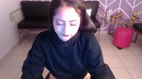 Rebeca dreams online show from June 11, 12:32 am