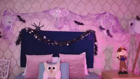 rebeca  online show from October 19, 1:49 pm