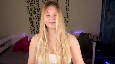 rebecca_____ online show from September 23, 1:43 am