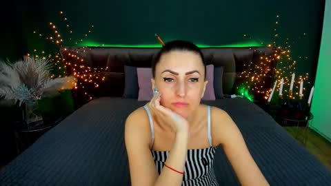 rebecca_diamonds online show from March 3, 7:37 am