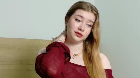 rebecca_lace online show from September 13, 1:41 am