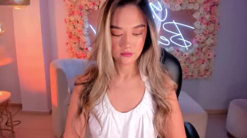 Snapshot of rebeccahudson_ chatting on February 27, 3:08 am Rebe online show from February 27, 3:08 am