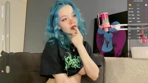 Rebecca Nikson online show from February 19, 4:33 am