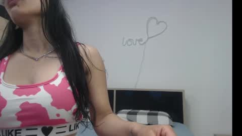 rebecka_sweet online show from May 8, 4:56 pm