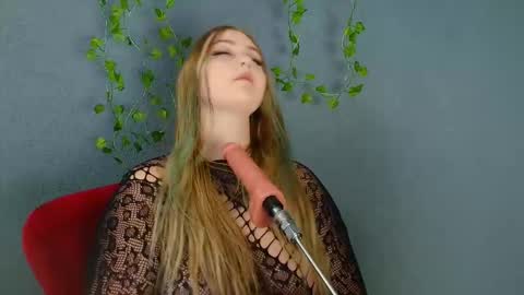 Rebe online show from October 12, 9:38 pm