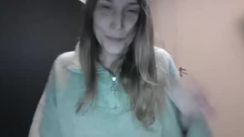 Keely KeKe Kiwi online show from November 12, 2:25 am