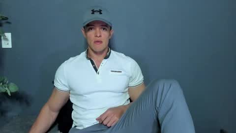 twitter REECET26 instagram RECCETAYLOR online show from March 1, 12:37 am