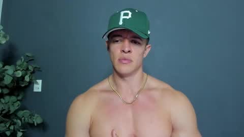 twitter REECET26 instagram RECCETAYLOR online show from December 15, 12:50 am