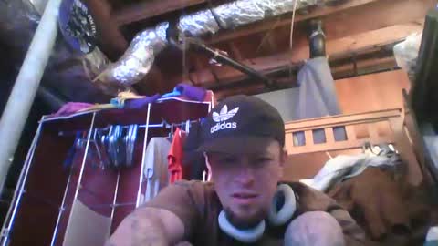 Snapshot of recka810 chatting on February 28, 9:55 pm recka810 online show from February 28, 9:55 pm