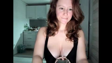 Lolanaturalred online show from February 20, 11:51 pm