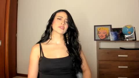 red_flower203 online show from January 27, 9:55 pm