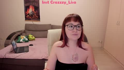 Snapshot of red_fox777 chatting on February 20, 11:21 pm Lisa online show from February 20, 11:21 pm