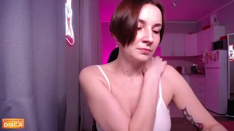 Snapshot of red_foxxx_ chatting on February 8, 5:08 pm Elpis online show from February 8, 5:08 pm