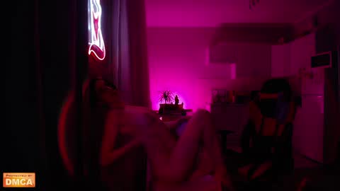 Snapshot of red_foxxx_ chatting on February 1, 12:40 am Elpis online show from February 1, 12:40 am