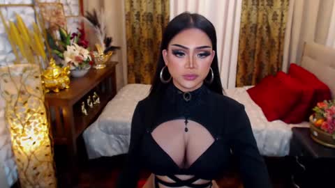 Snapshot of red_ivyy chatting on January 25, 10:40 am AsianRedivy online show from January 25, 10:40 am