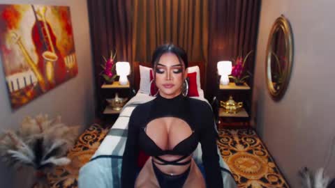Snapshot of red_ivyy chatting on February 22, 4:07 am AsianRedivy online show from February 22, 4:07 am