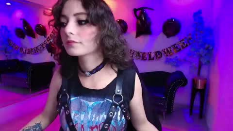 Res Moon online show from October 27, 11:21 am