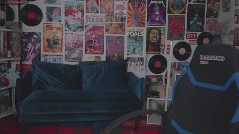 QUEEN OF EVIL online show from March 6, 2:09 am