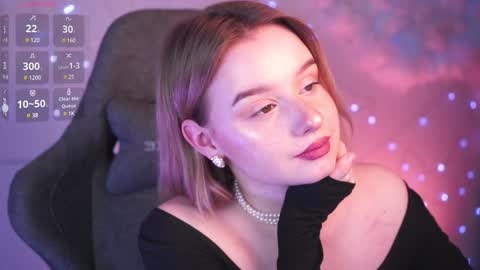 QUEEN OF EVIL online show from February 2, 11:53 pm