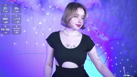 QUEEN OF EVIL online show from February 8, 5:50 pm