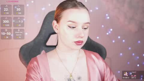 QUEEN OF EVIL online show from February 26, 2:19 am