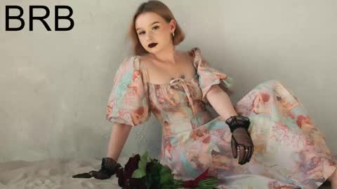 QUEEN OF EVIL online show from February 13, 11:26 pm