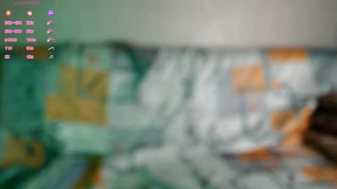 Snapshot of red_schweppes chatting on September 13, 4:20 pm red_schweppes online show from September 13, 4:20 pm