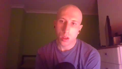 red_star_96 online show from February 22, 2:39 am