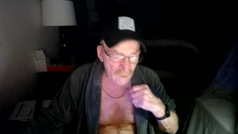 Red online show from June 14, 7:43 am