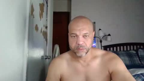 Redbone online show from April 11, 7:45 am