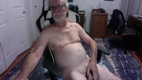 Daddy G online show from July 8, 3:32 am