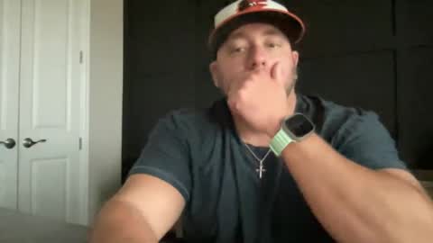 Snapshot of redbull1414 chatting on February 11, 10:39 pm RedBull online show from February 11, 10:39 pm