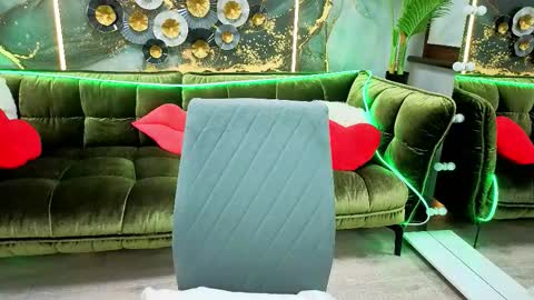 Lily online show from September 30, 1:16 am