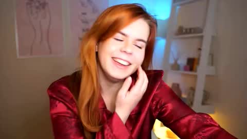 RedHotlinee online show from October 30, 8:04 am