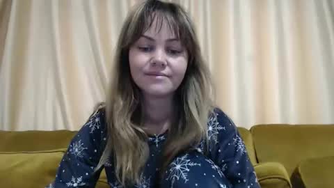 RedJessica online show from February 1, 8:55 am