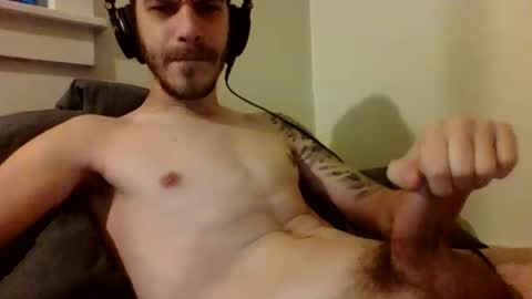 Snapshot of redlighter26 chatting on December 28, 10:25 am Red Lighter online show from December 28, 10:25 am