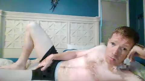 redman1524 online show from April 2, 1:57 am