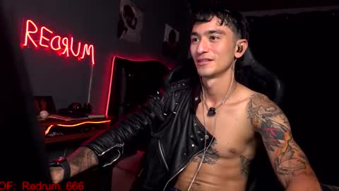 Red online show from September 25, 6:37 pm