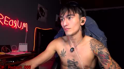 Red online show from October 4, 10:51 pm