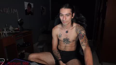 Red online show from March 13, 9:51 pm